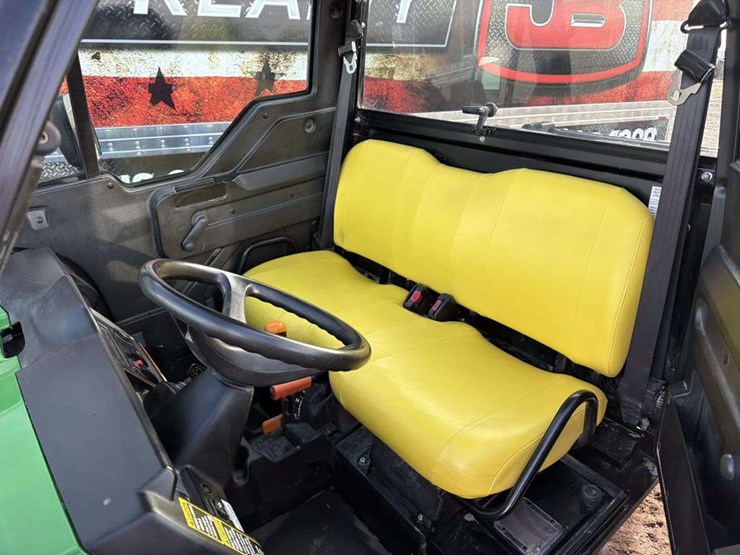 john-deere-gator-image-13