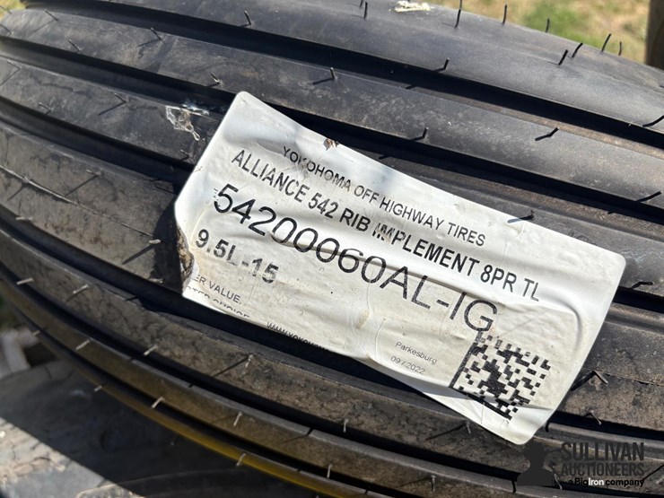 john-deere-rims-w/-tires-image-20