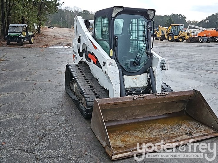 2019-bobcat-t740-image-5
