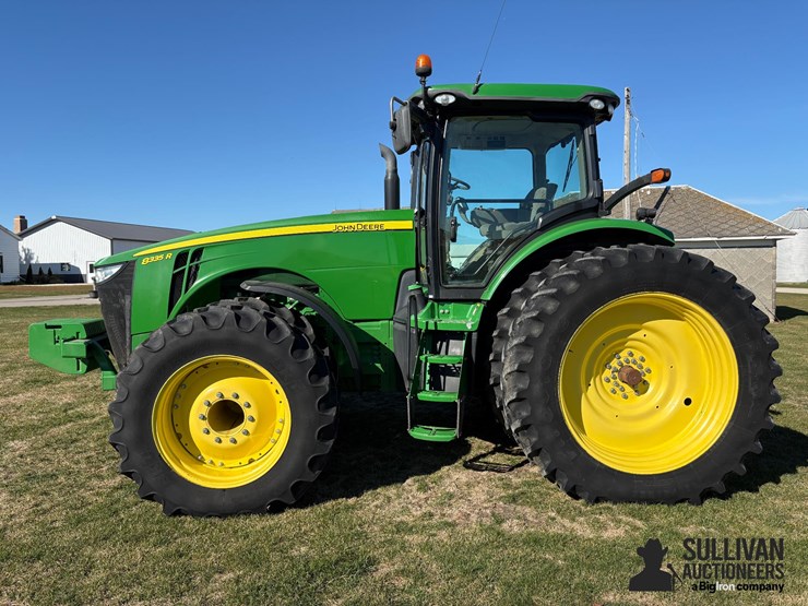 2012-john-deere-8335r-image-8