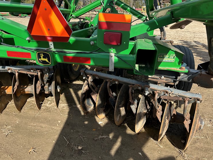 john-deere-2623-image-22