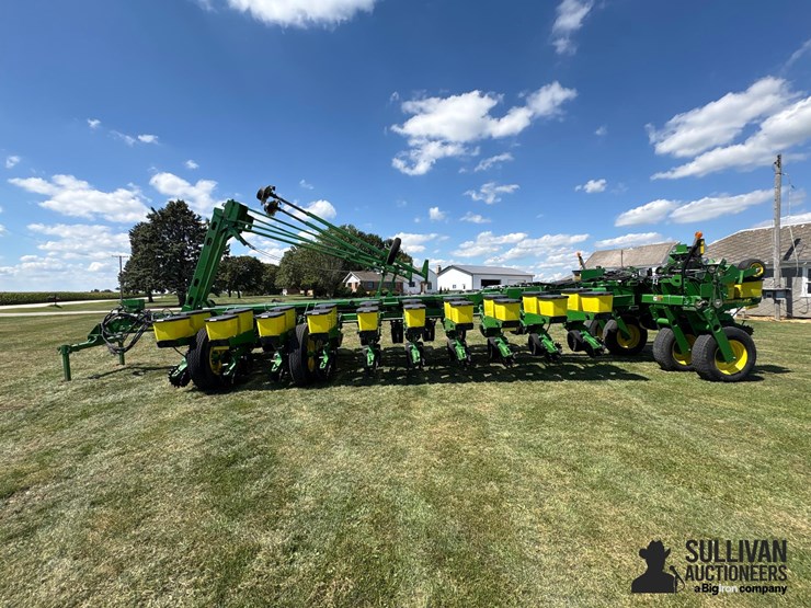 2013-john-deere-1770nt-image-8