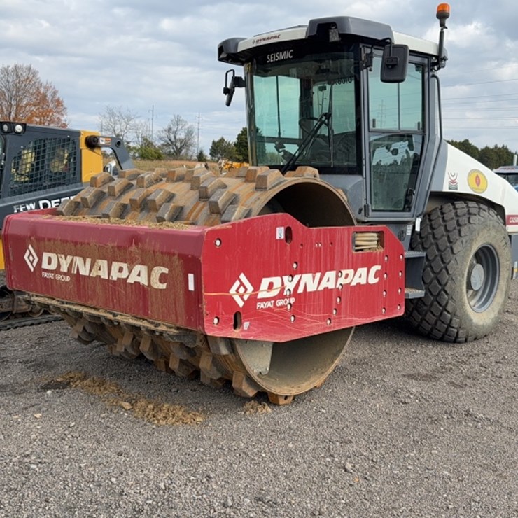2024 DYNAPAC CA2500D