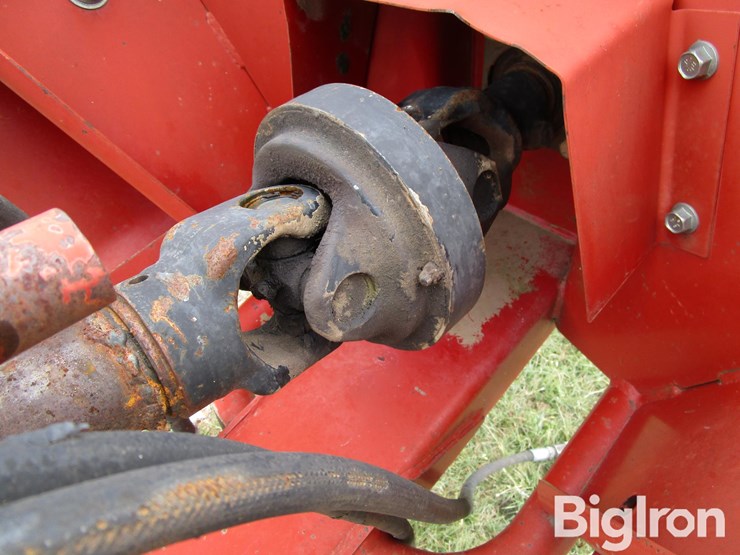 2001-new-holland-1432-image-12