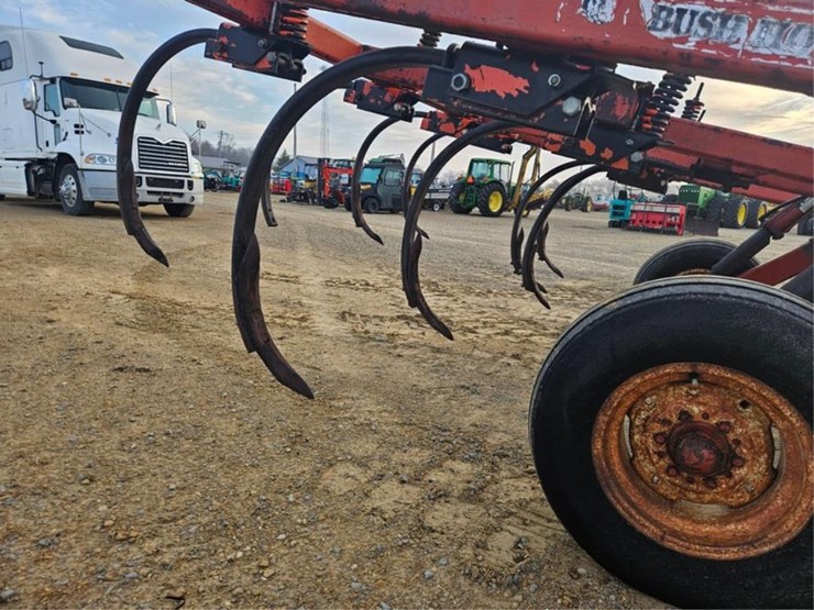 bush-hog-1560-image-18