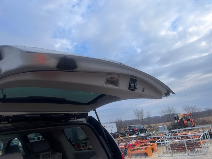 2010-gmc-yukon-image-74