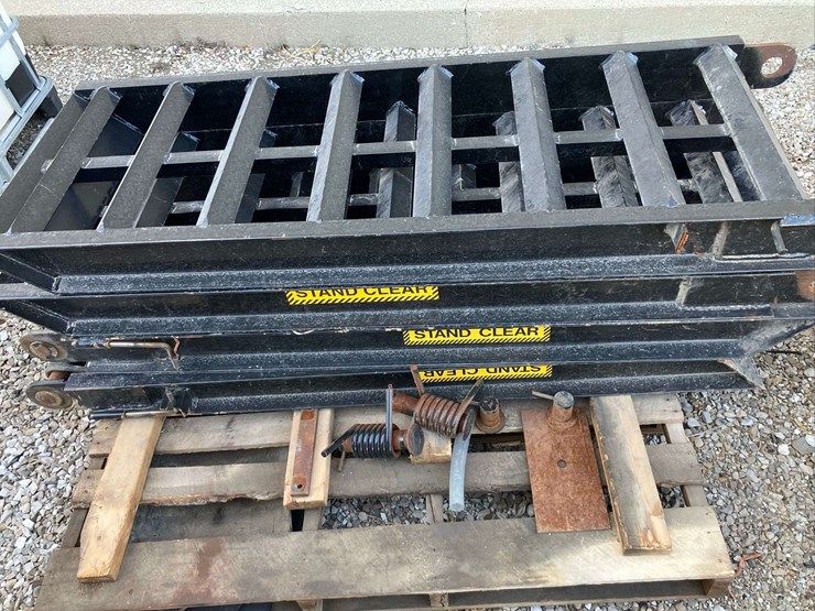 black-heavy-duty-ramps-5'x24"---qty.-4-image-5
