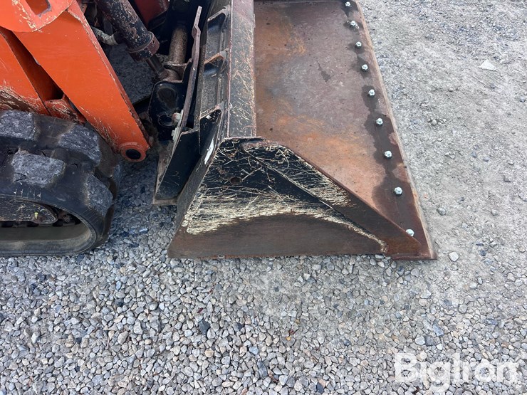 2019-gehl-rt105-image-18