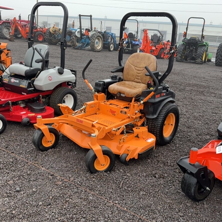 #3093 • SCAG TIGER CUB ZERO TURN LAWN MOWER