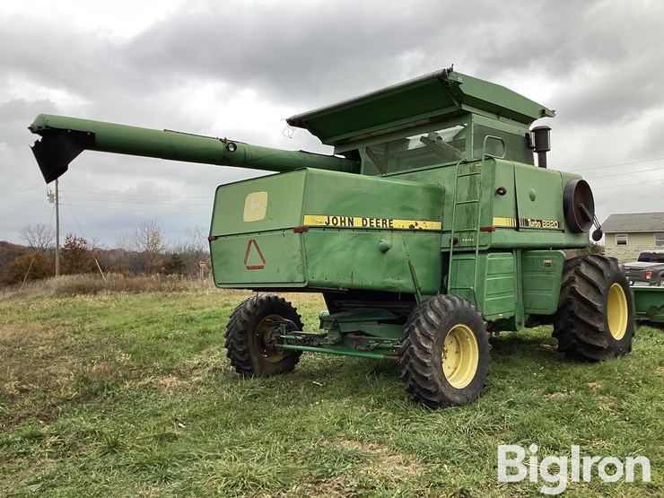 1983-john-deere-8820-image-5