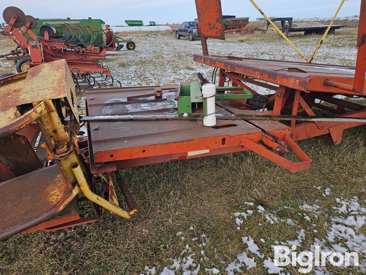 new-holland-1010-image-13