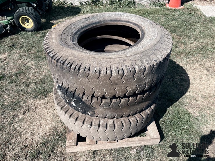 10.00-20-tires-image-1