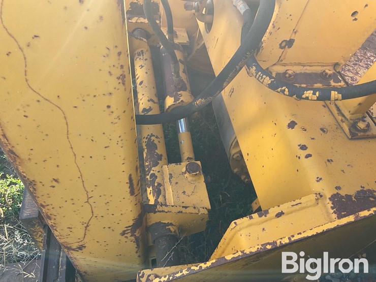 1975-allis-chalmers-700-image-19