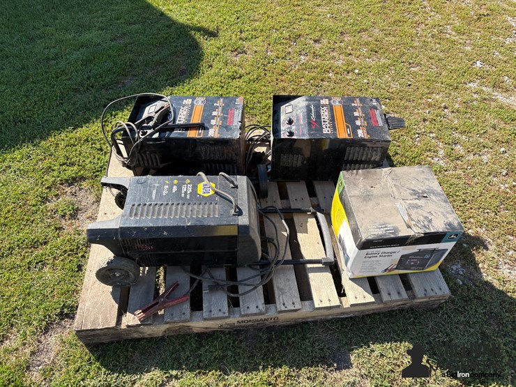 misc-pallet-of-battery-chargers-image-2