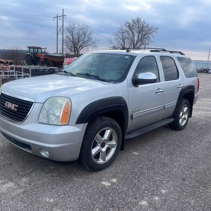 2010 GMC YUKON
