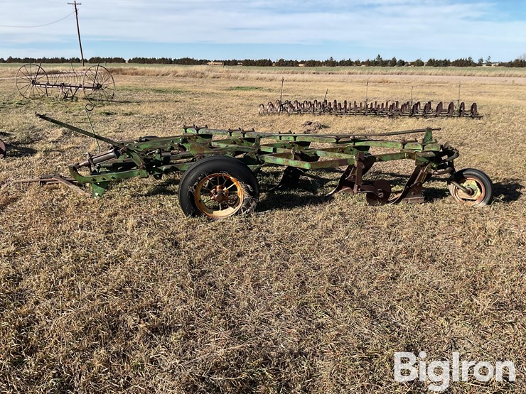 john-deere-5-image-8