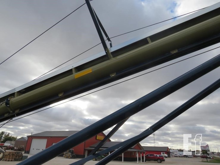 harvest-international-t852-image-7