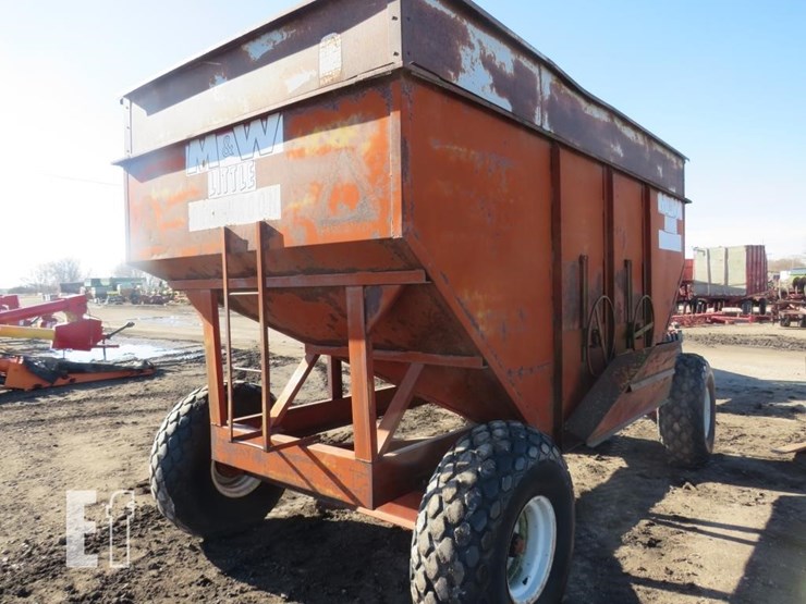 m&w-little-red-wagon-image-3