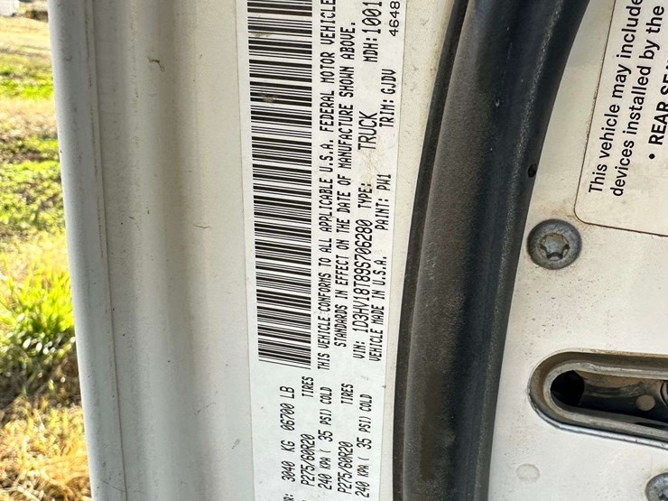 2009-dodge-1500-image-2