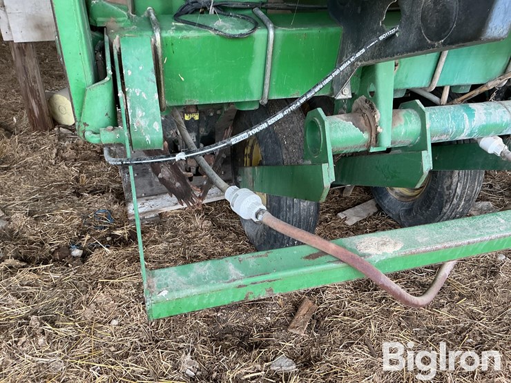 john-deere-7200-image-16