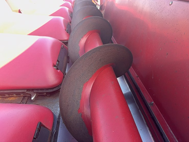 2011-case-ih-3412-image-5