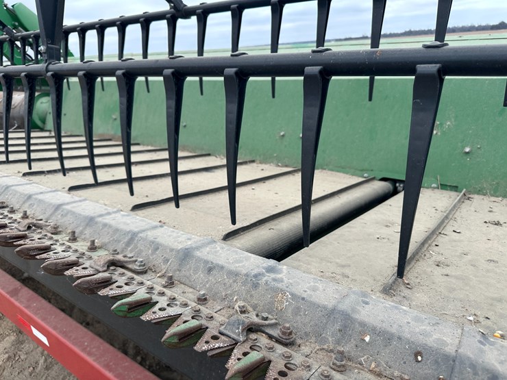 2017-john-deere-640fd-image-31