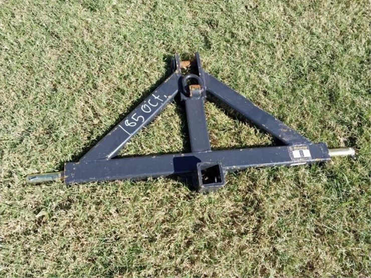 new-wolverine-3pt-hitch-w/-reciver-image-1