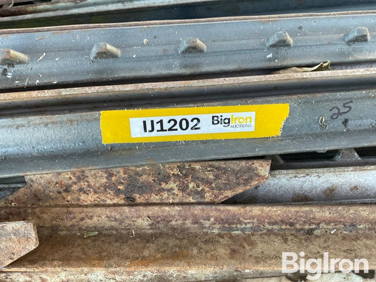 pallet-of-t-posts-image-17