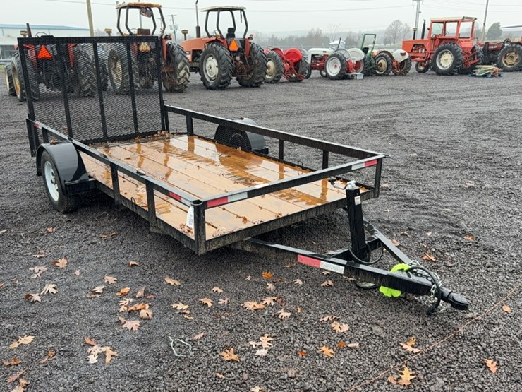 #3070-•-66"-x-12'-bumper-pull-trailer-image-2