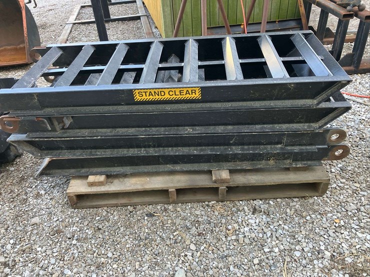 black-heavy-duty-ramps-5'x24"---qty.-4-image-3