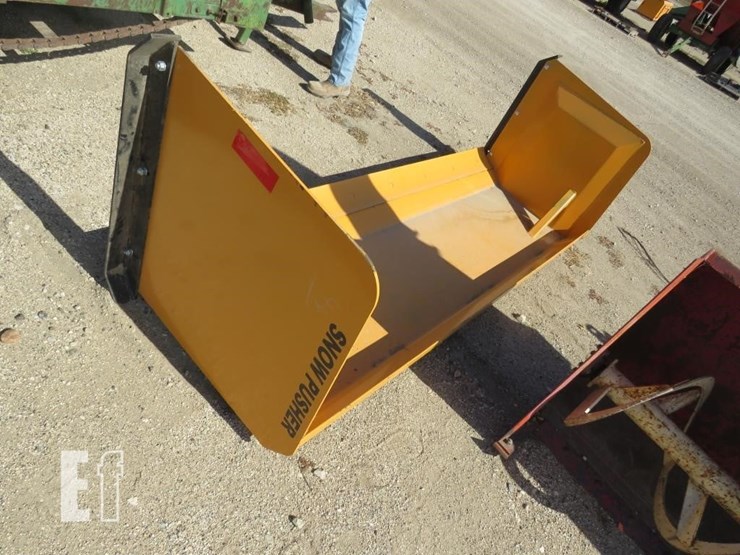 sp-08-snow-push-image-2