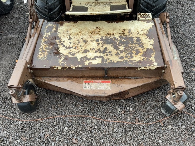 #3098-•-grasshopper-zero-turn-lawn-mower-image-4