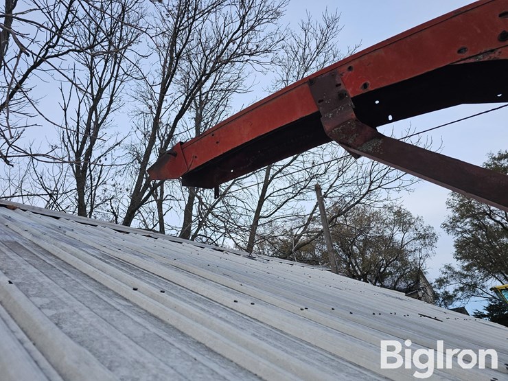 new-holland-770-image-20