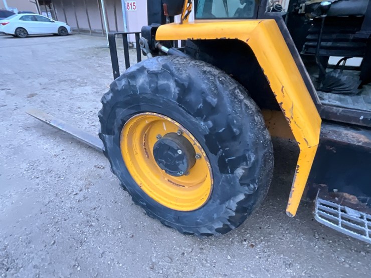 2015-jcb-930-image-17