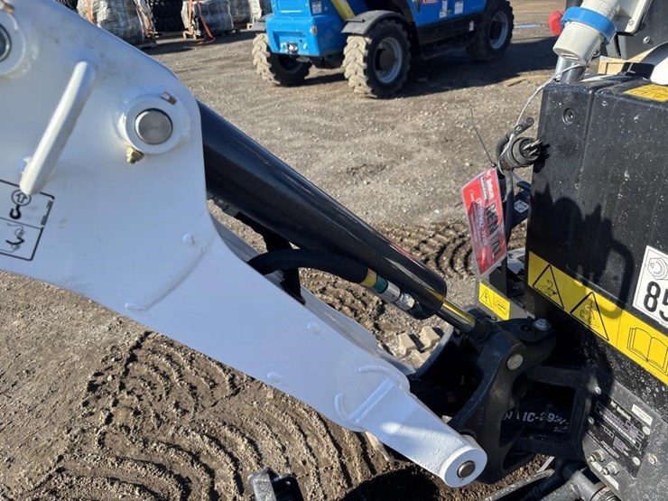 2022-bobcat-e10e-hydraulic-excavator-image-18