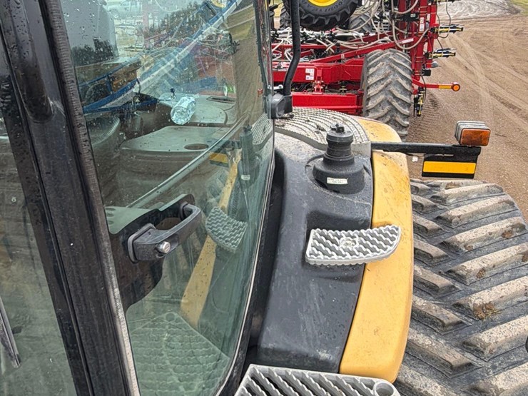 2016-challenger-mt875e-image-23