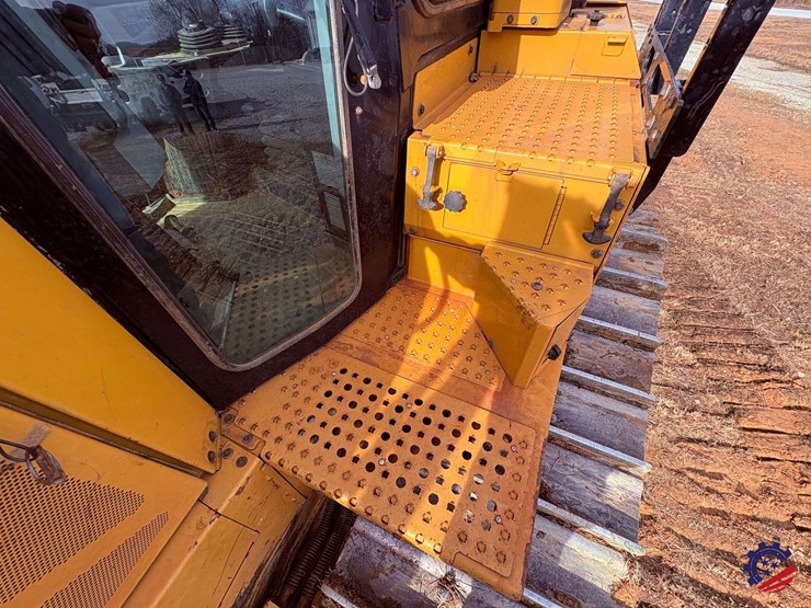 2019-caterpillar-d6t-xw-image-98