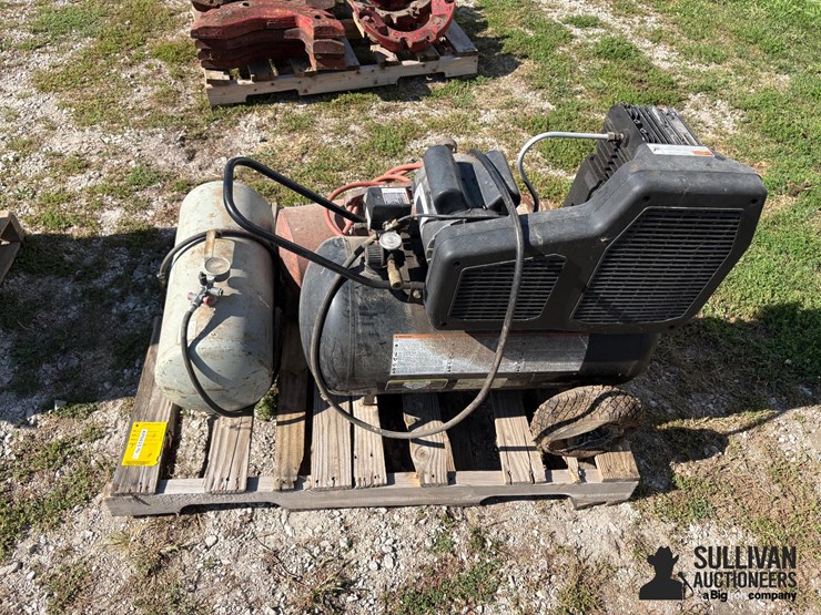 air-compressor-w/-air-tanks-image-6