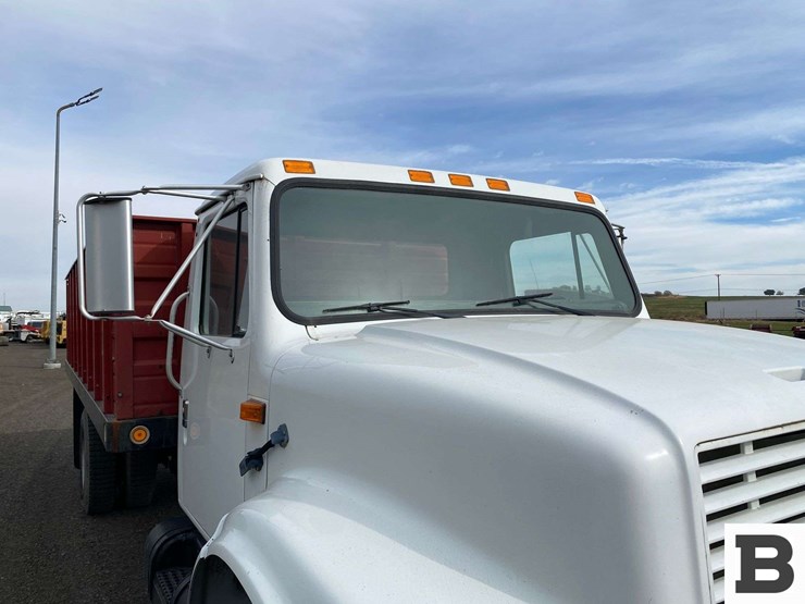 1992-international-4900-image-9