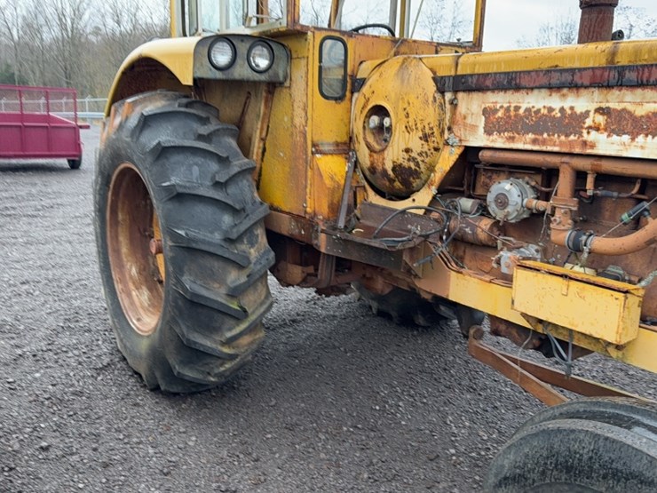 minneapolis-moline-g1000-image-7