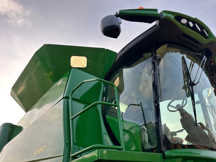 2015-john-deere-s680-image-34