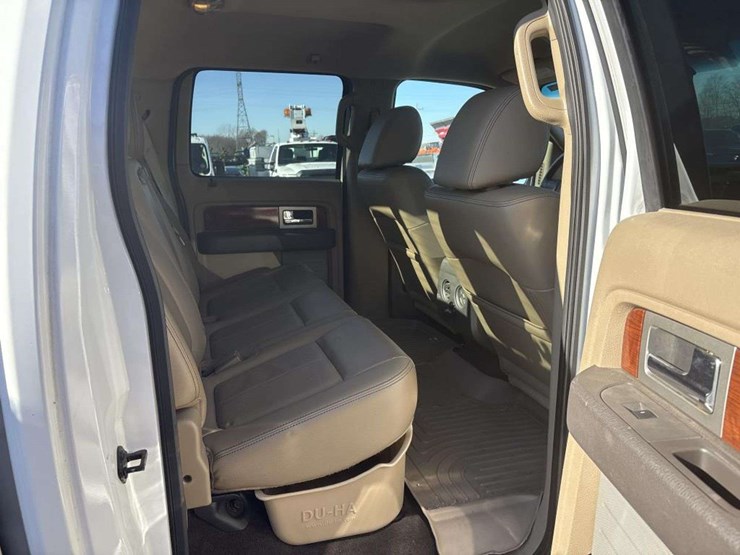 2010-ford-f150-lariat-image-18