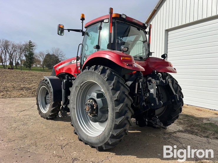 case-ih-315-magnum-mfwd-tractor-image-7