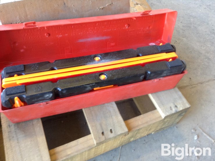 pallet-of-trucking-&-towing-items-image-10