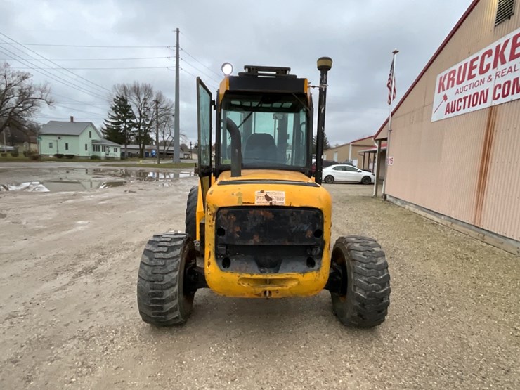 2015-jcb-930-image-14