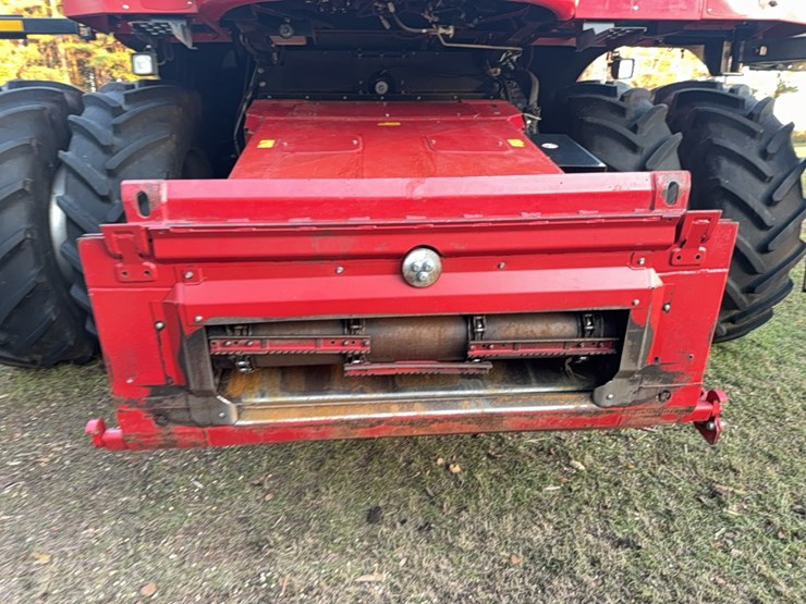 2018-case-ih-8240-image-14