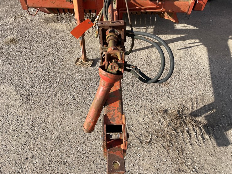 #1408-•-omc-596-roll-baler-image-14