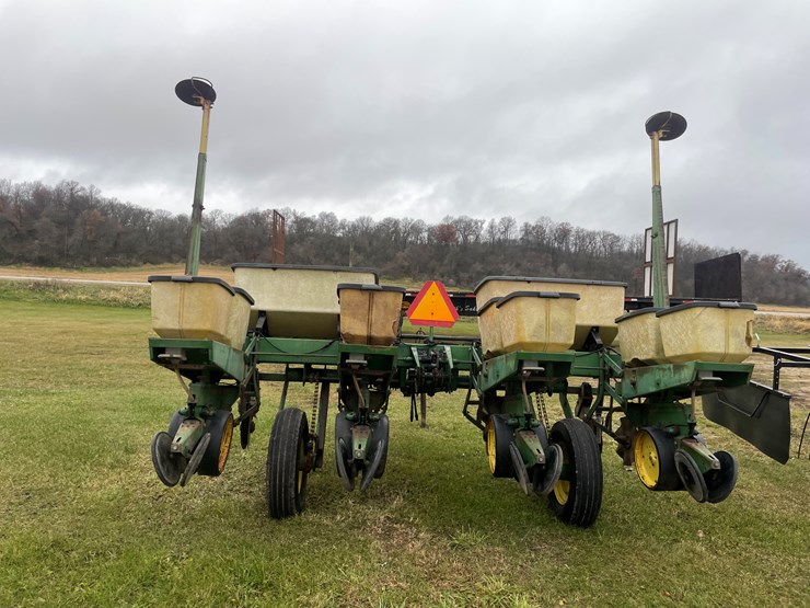 john-deere-7000-image-5