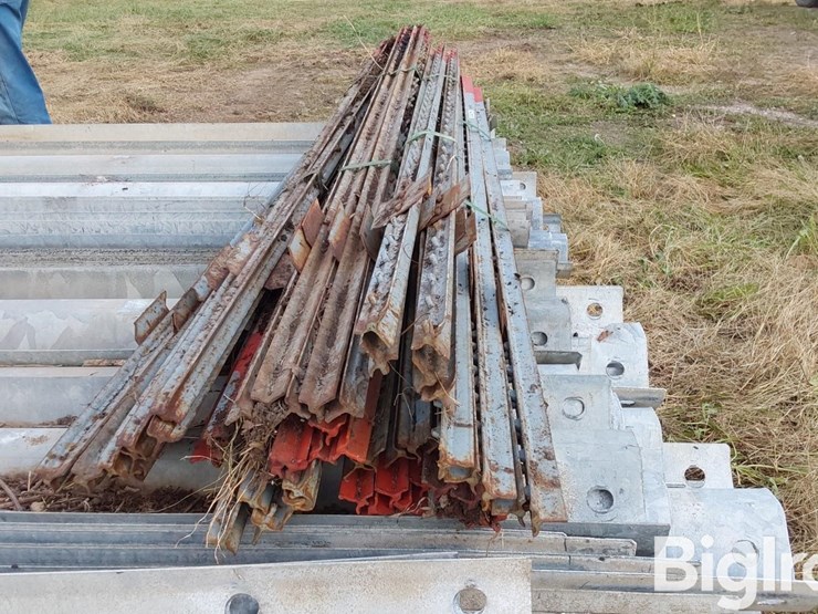 6'-steel-t-posts-image-4