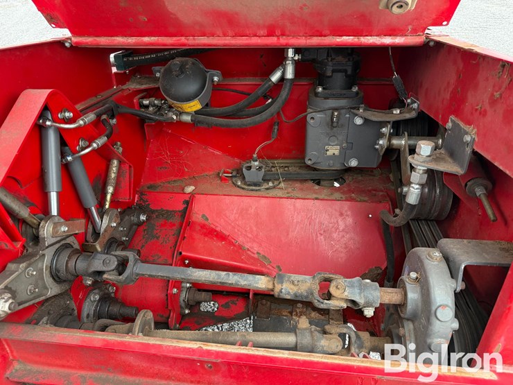 2017-massey-ferguson-wr9960-image-17